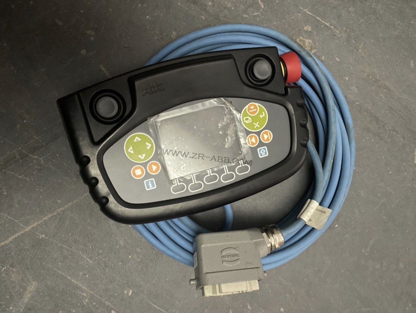 ABB��Ϳ�C����3HAC028357-001ʾ�����S�޹���С֪�R