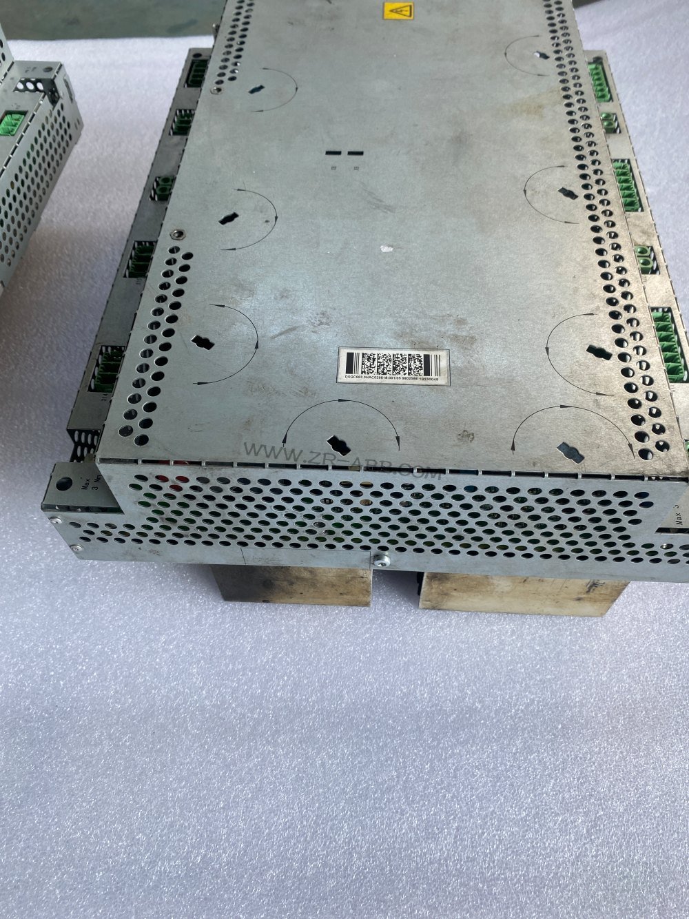 ABB��Ϳ�Cе������3HAC029818-001/05�S��